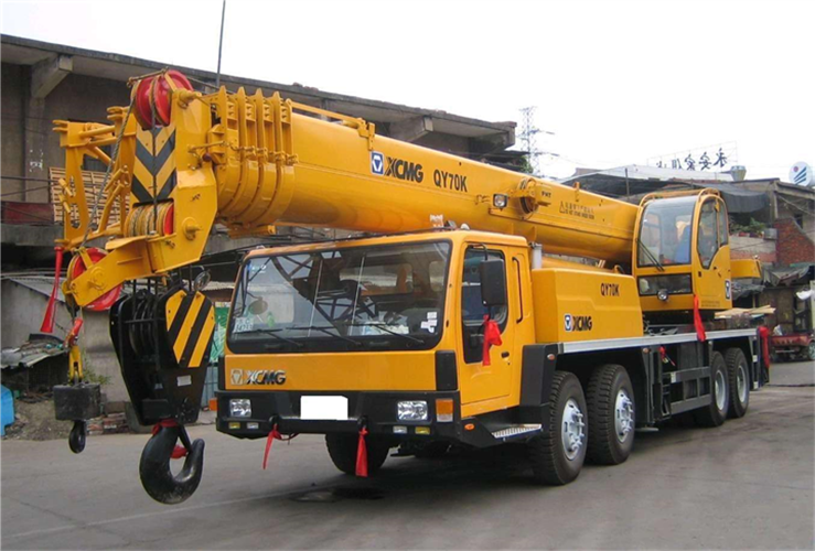 平罗县吊车出租选择重点